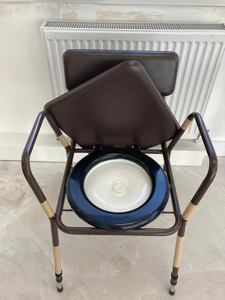 Photo of free comode (Altrincham) #2