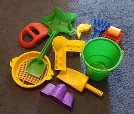 Photo of free Sand Toy Set (Twickenham TW2) #1