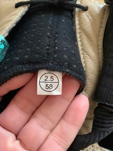 Photo of free H.S.1 junior helmet (Henley-On-Thames RG9) #2
