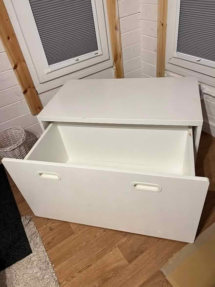Photo of free IKEA storage bench (Penn HP10) #1