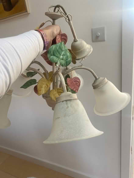 Photo of free 5 lamp chandelier (Chesham) #4