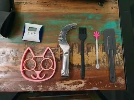 Photo of free Various kitchen items (RG30 Tilehurst) #2