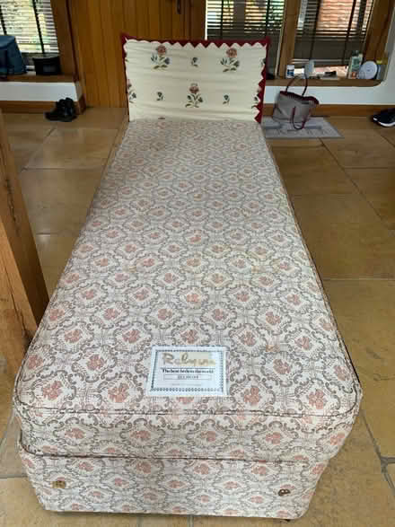 Photo of free Single bed (Henley-On-Thames RG9) #1