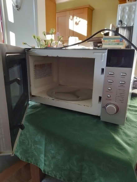 Photo of free Microwave-Dunelm make (Birkby HD2) #2