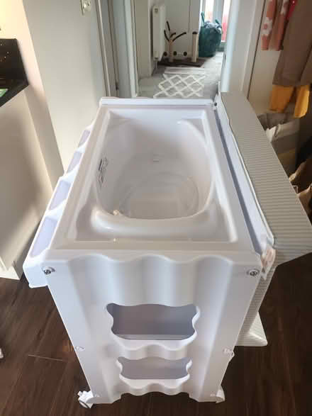 Photo of free Baby changing unit (Brookhouse LA2) #2