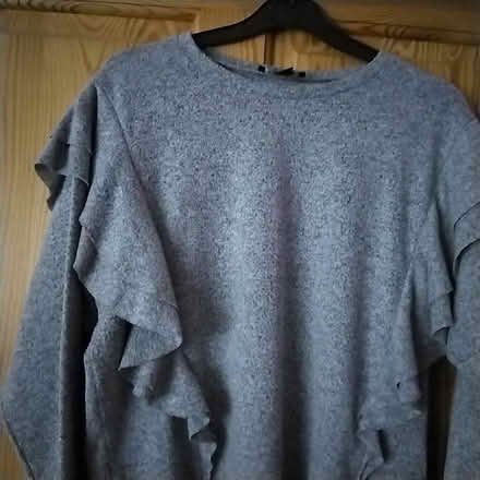 Photo of free ladies grey ruffle jumper (Marton Bank FY3) #4