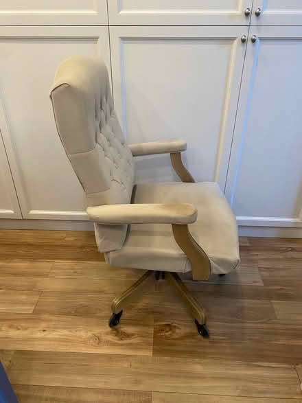 Photo of free Wheeled desk chair (UWS) #2