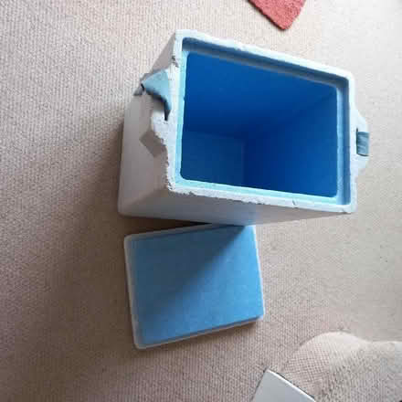 Photo of free Insulated box (Emsworth PO10) #1