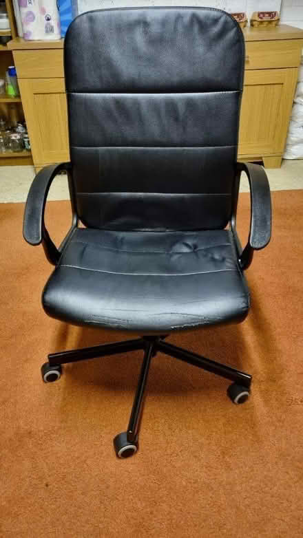 Photo of free IKEA Torkel 20248 swivel chair (Temple Park RG42) #4