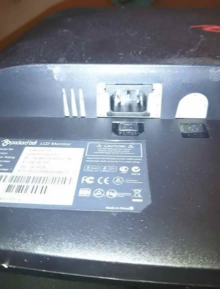 Photo of free Packard Bell 23inch monitor (Cutty Sark SE10) #4