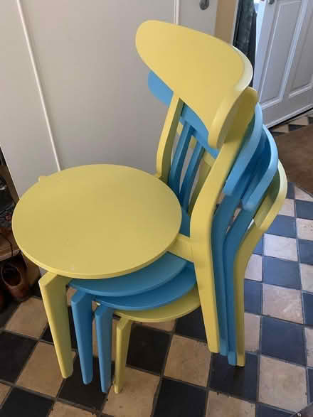 Photo of free 4 dining room chairs (Christleton CH3) #1