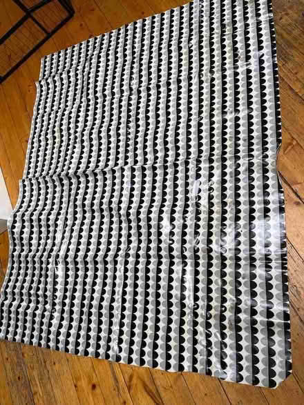 Photo of free Oilcloth like table cover (Jordanhill G13) #2