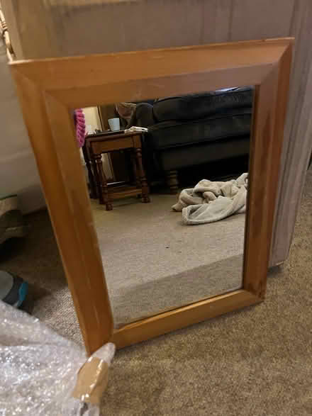 Photo of free Mirror (Netherfield, Battle) #1