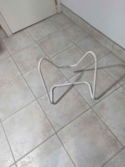Photo of free Hand held vacuum and Ac stand (02135) #2