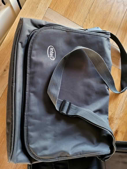 Photo of free Laptop bag and zip folder (Chelmsford CM1) #1