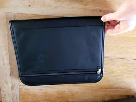 Photo of free Laptop bag and zip folder (Chelmsford CM1) #3