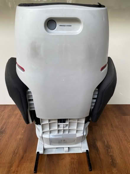 Photo of free Children’s Car seat (Hook KT9) #2
