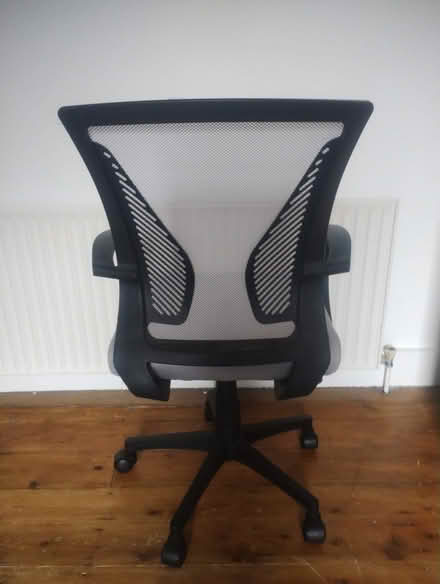 Photo of free Office/desk chair (SE20 penge) #2