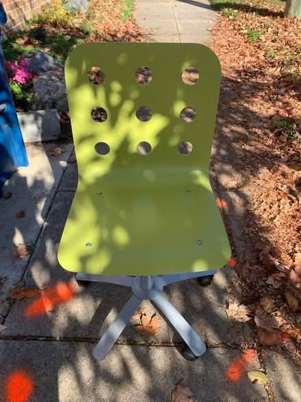 Photo of free Office chair with missing wheel (4800 block Hutchins Place NW) #1