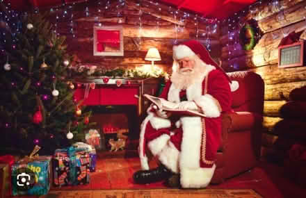 Photo of Christmas decorations/backdrop/lights (Bloxwich WS3) #1