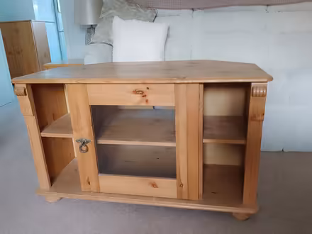 Photo of free TV Unit (SG7 Baldock) #1