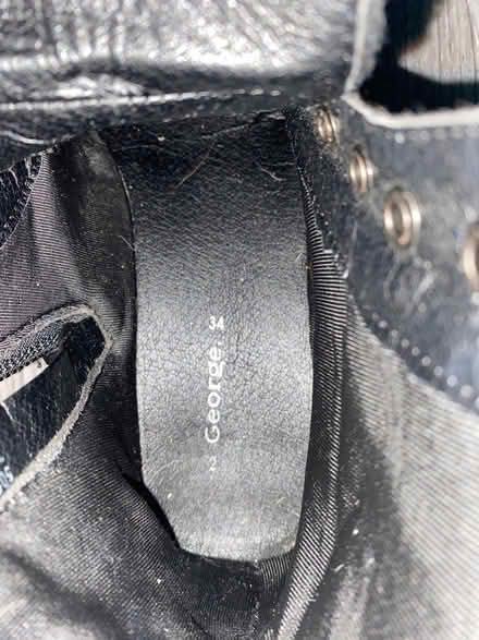 Photo of free Chunky ankle boots size 2 (Eastwood (G43)) #4