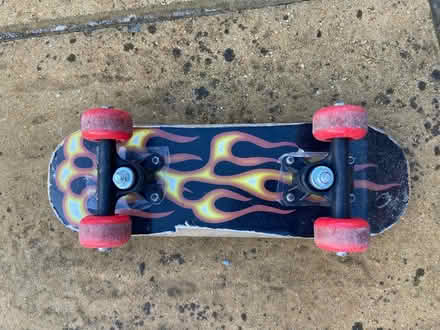 Photo of free Kids skateboard (KT12 Elmbridge) #2