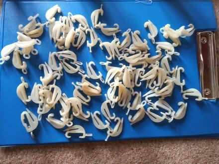 Photo of free Vintage curtain hooks not modern (Sale M33) #1