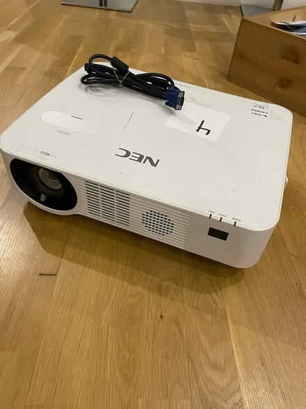 Photo of free Very Large Projector (HG1) #1