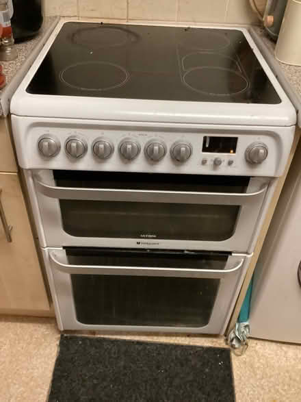 Photo of free Hotpoint cooker (Parkstone BH14) #1