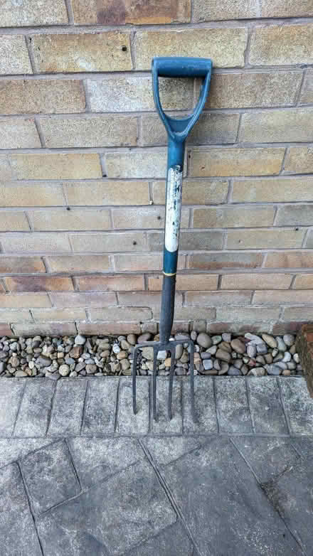 Photo of free Garden fork (Cliff Hill CV34) #1
