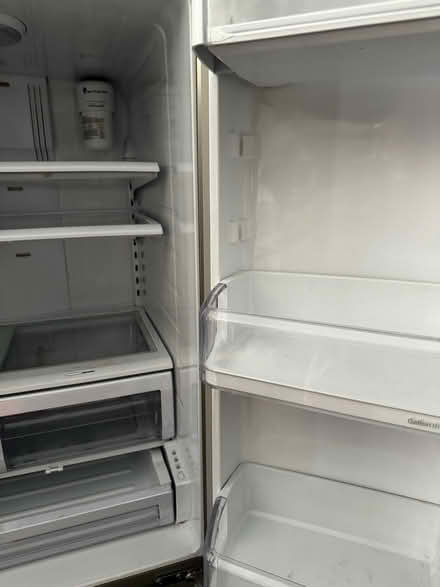 Photo of free Refrigerator. Needs fix (Woodland Ca by Sports park) #3