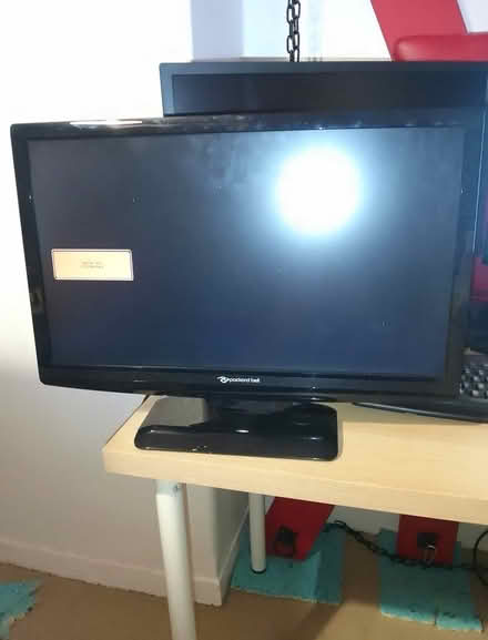 Photo of free Packard Bell 23inch monitor (Cutty Sark SE10) #3
