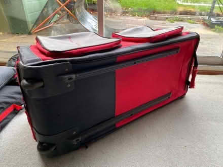 Photo of free Aero large cricket kit bag (Hayes BR2) #3