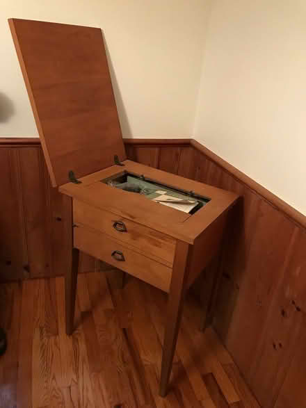 Photo of free Kenmore sewing machine (Chatham MA) #3