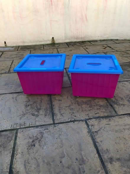 Photo of free Storage crate (Kingsway) #2