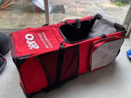 Photo of free Aero large cricket kit bag (Hayes BR2) #2