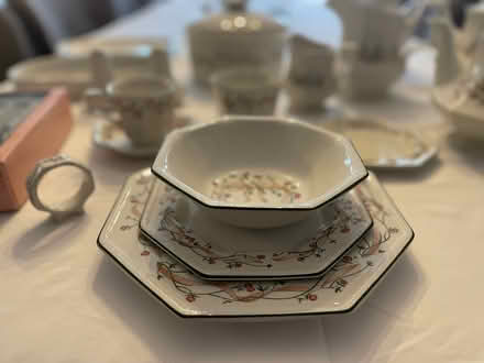 Photo of free Dinner/tea set (Barry - CF62) #1