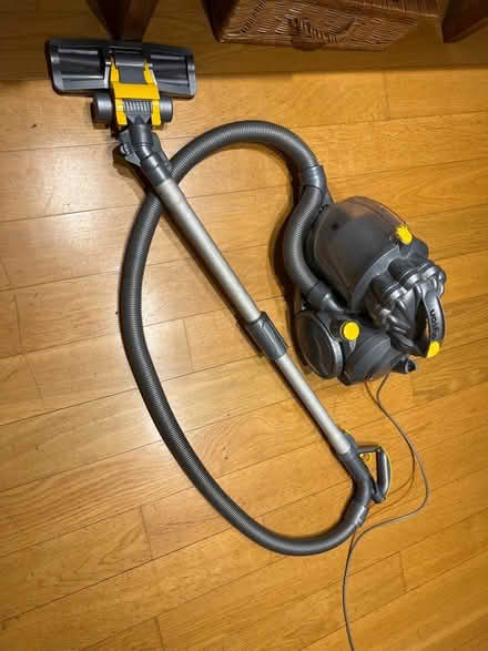 Photo of free Dyson cyclone vacuum (Penn Bucks) #1