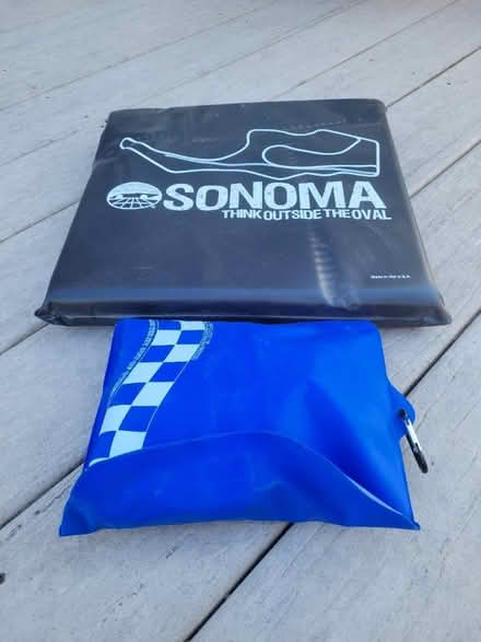 Photo of free Seat cushions (Lawrence expwy & Lakehaven) #1