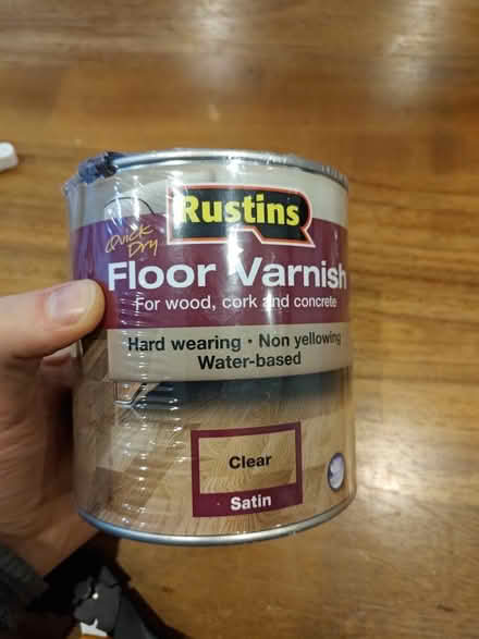Photo of free Floor varnish, 1l (SE24) #2