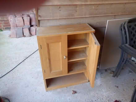 Photo of free oak (hanging) cupboard (Fordcombe TN3) #1