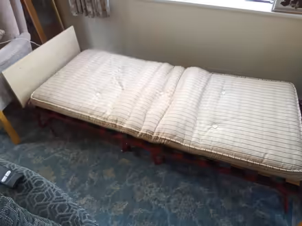 Photo of free Folding guest bed (aka Z bed) (Yeolmbridge PL15) #1