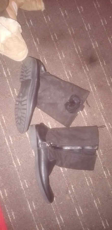 Photo of free Girls Balck boots size 31 (Hemel Hempstead) #4
