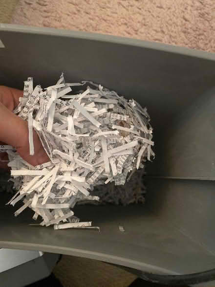 Photo of free Crosscut paper shredder (Wells BA5) #3