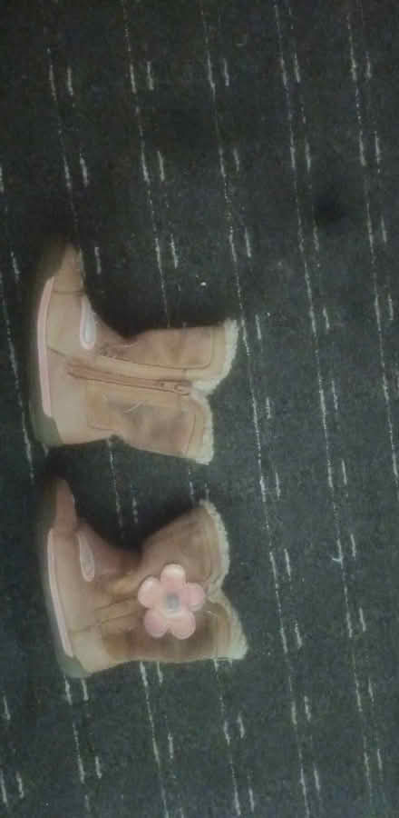 Photo of free Girl Toodler boot size 5 (Hemel Hempstead) #3