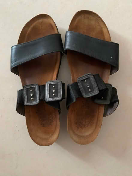 Photo of free Sandals (Sengkang) #1