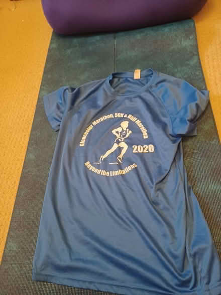 Photo of free 3 Running/Gym/Hiking/Sports Tops (Leigh on Mendip BA3) #2