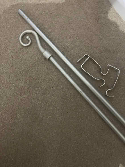 Photo of free Extendable Curtain pole (Pin Green SG1) #1