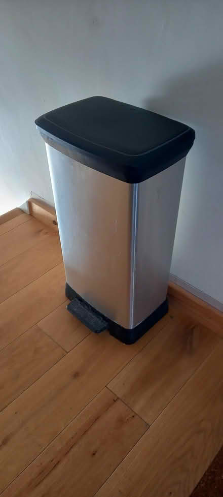Photo of free KITCHEN Peddle bin (Ilsington TQ13) #2